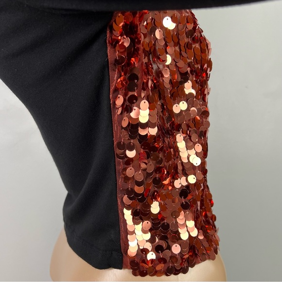 SMYTHE REVOLVE SEQUIN CROP TOP - Picture 10 of 15